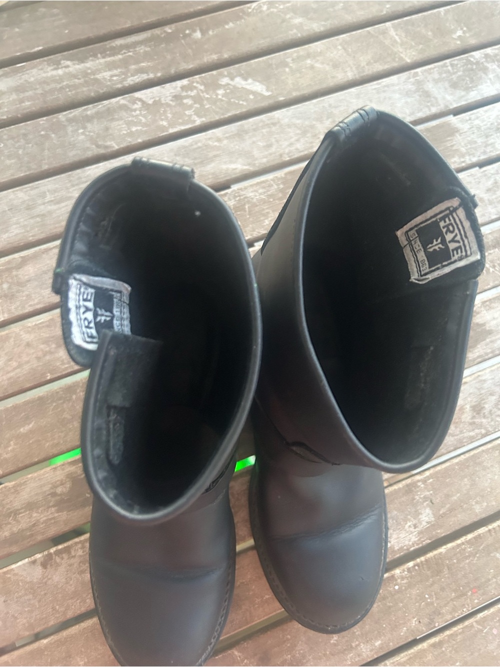 Frye Black Leather Women's Engineer 8R Boots size 8.5 - Picture 3 of 8